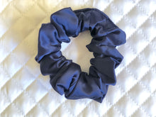 Medium Silk Scrunchies - Navy Blue
